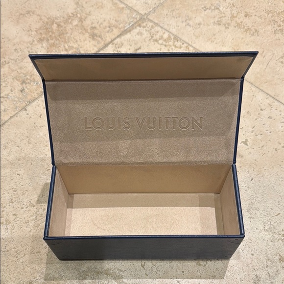 Louis Vuitton Navy Box - Picture 2 of 2